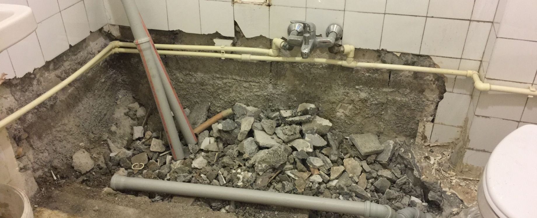 bathroom fitter near me SW12 9AP